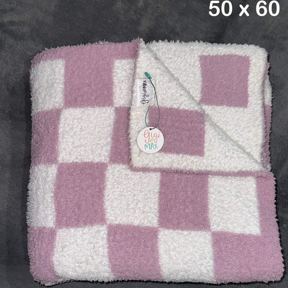 Gigi & Max Bamboo ‘Myla’ Plush Checkered Throw Blanket 60 x 50 soft cozy purple